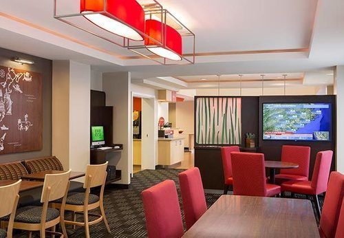 Towneplace Suites By Marriott Kincardine Εξωτερικό φωτογραφία
